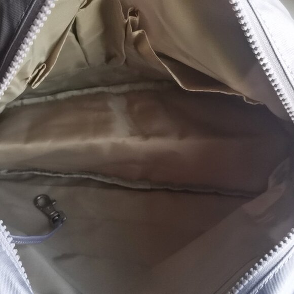 brand new Kipling vintage crossbody Defea Medium Handbag metallic lilac - Picture 9 of 10